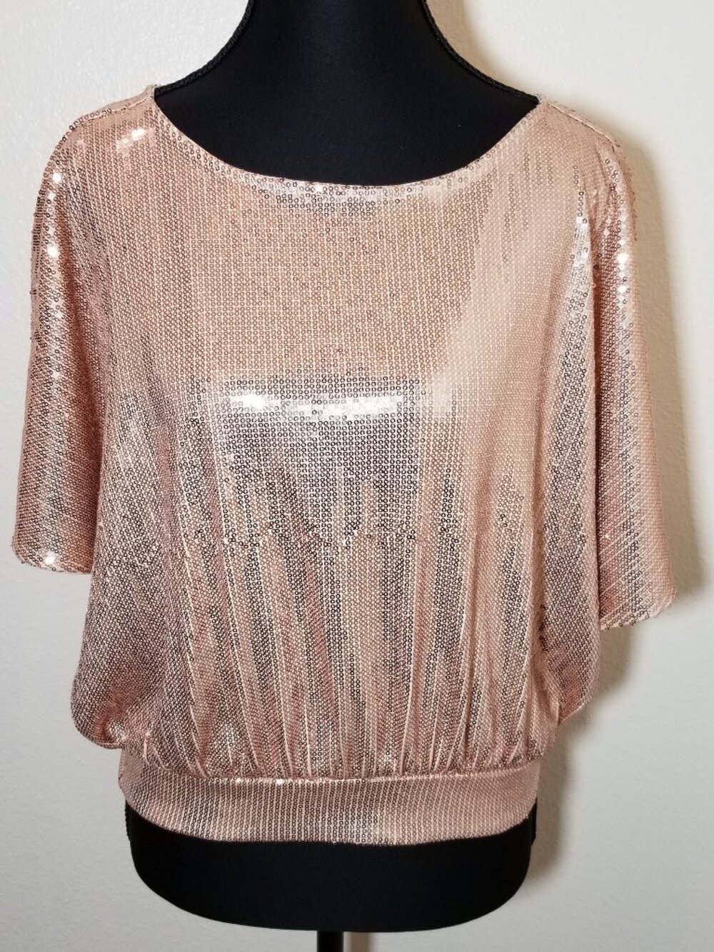 Venus Womens Small Rose Gold Sequin Short Sleeve Dolman Top Party Glam City NWOT